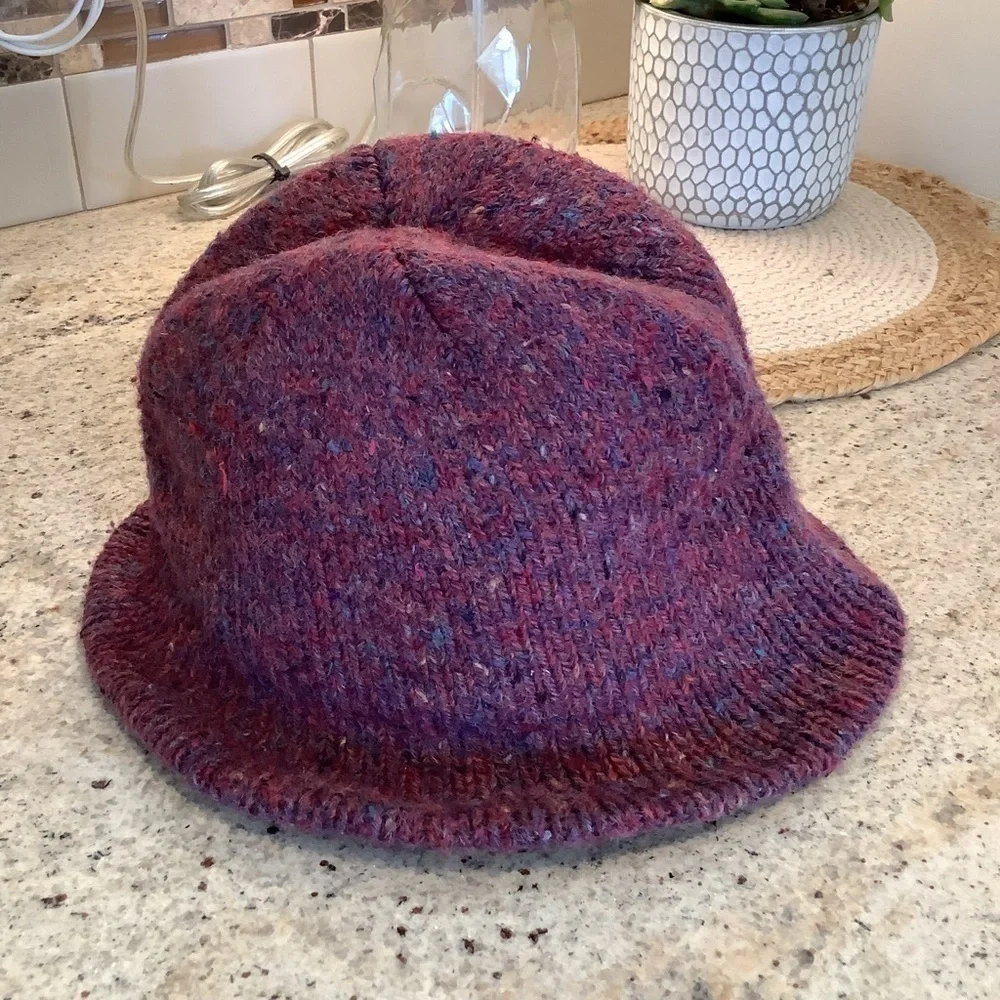 Vintage Hansen Purple Knit Hat